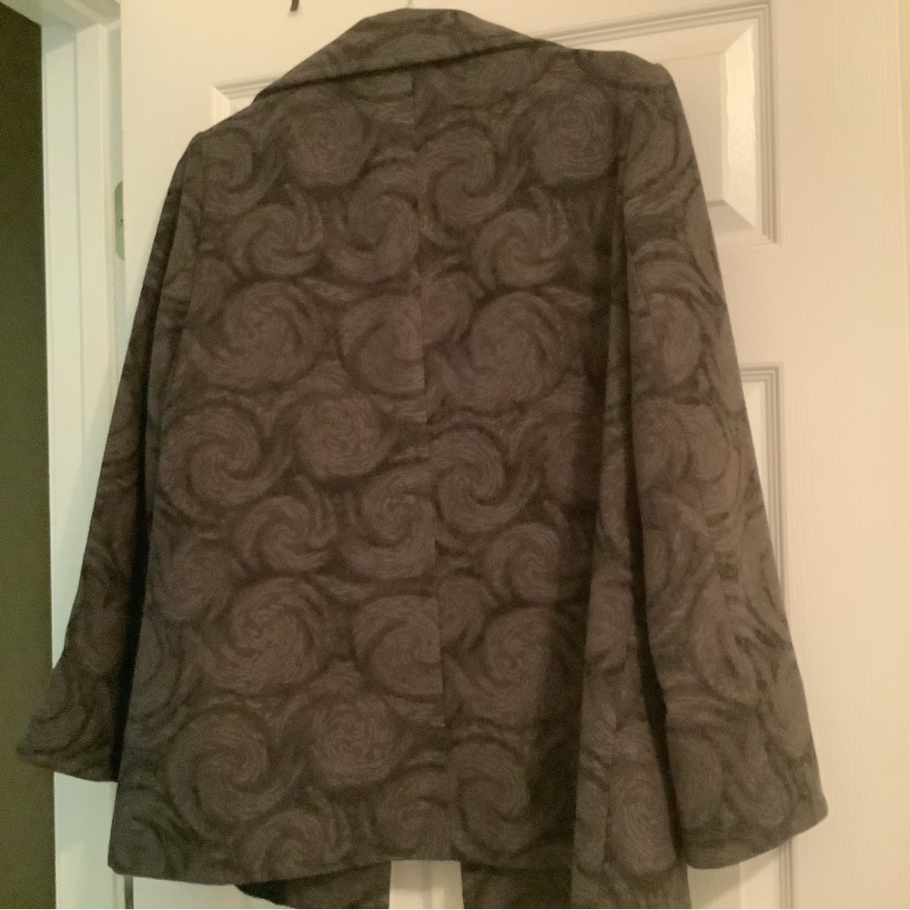 Ladies jacket - Picture 2 of 7